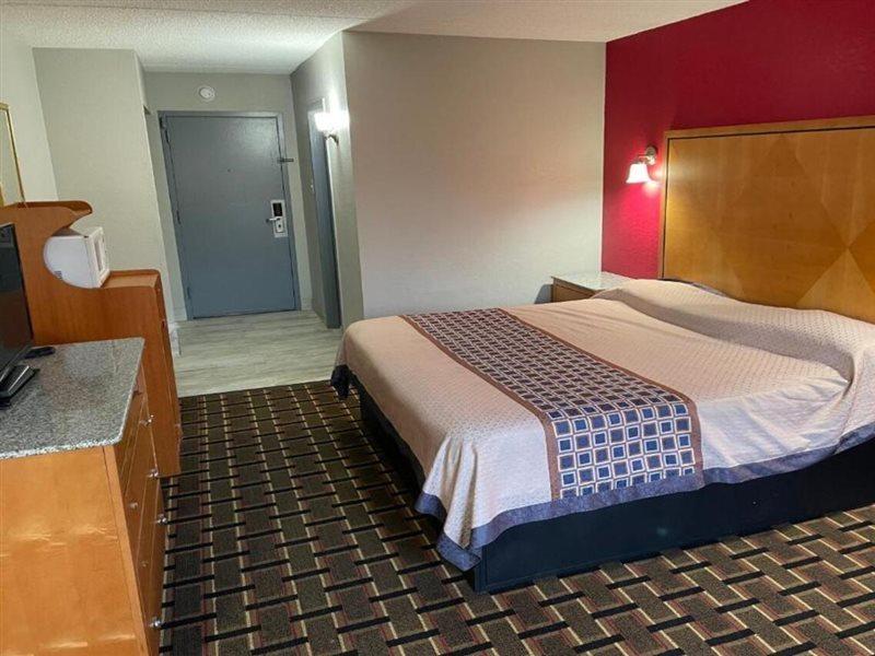 Red Roof Inn Richmond, Va - W Broad St Henrico Εξωτερικό φωτογραφία